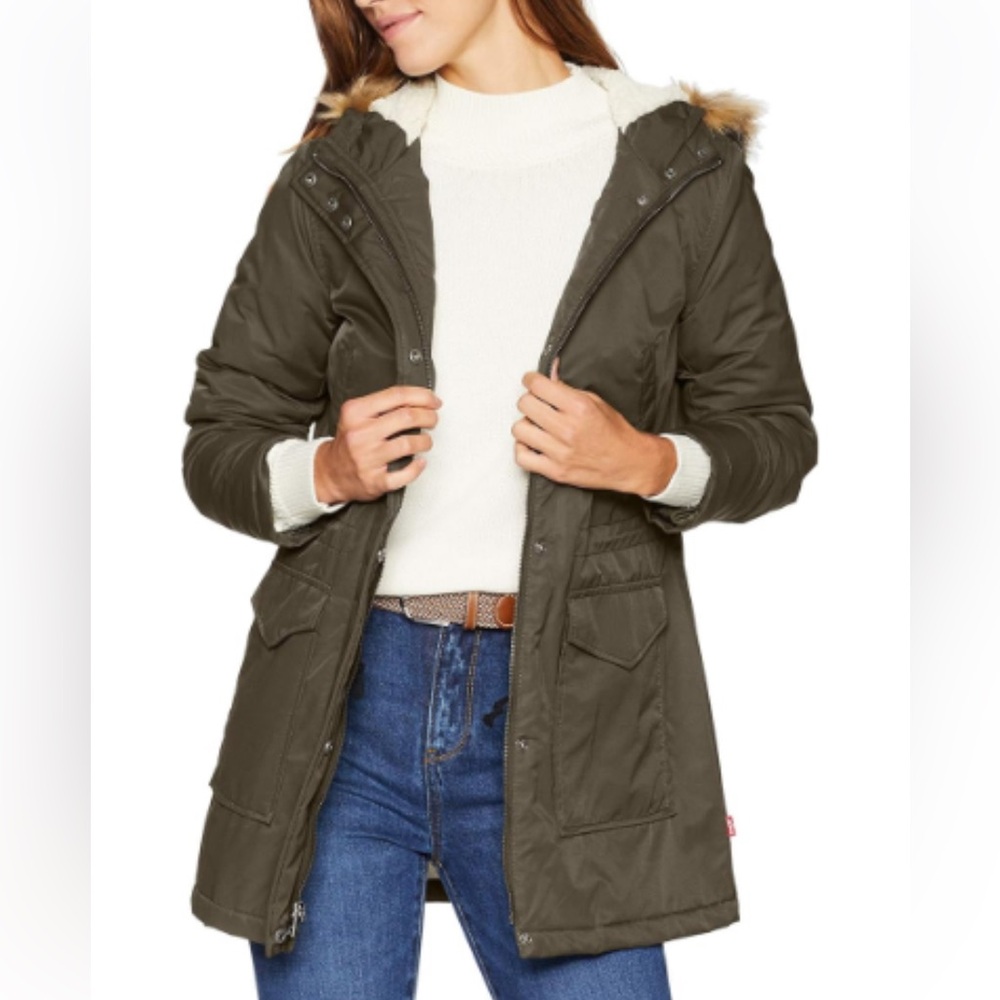 Levis Sherpa lined Parka jacket